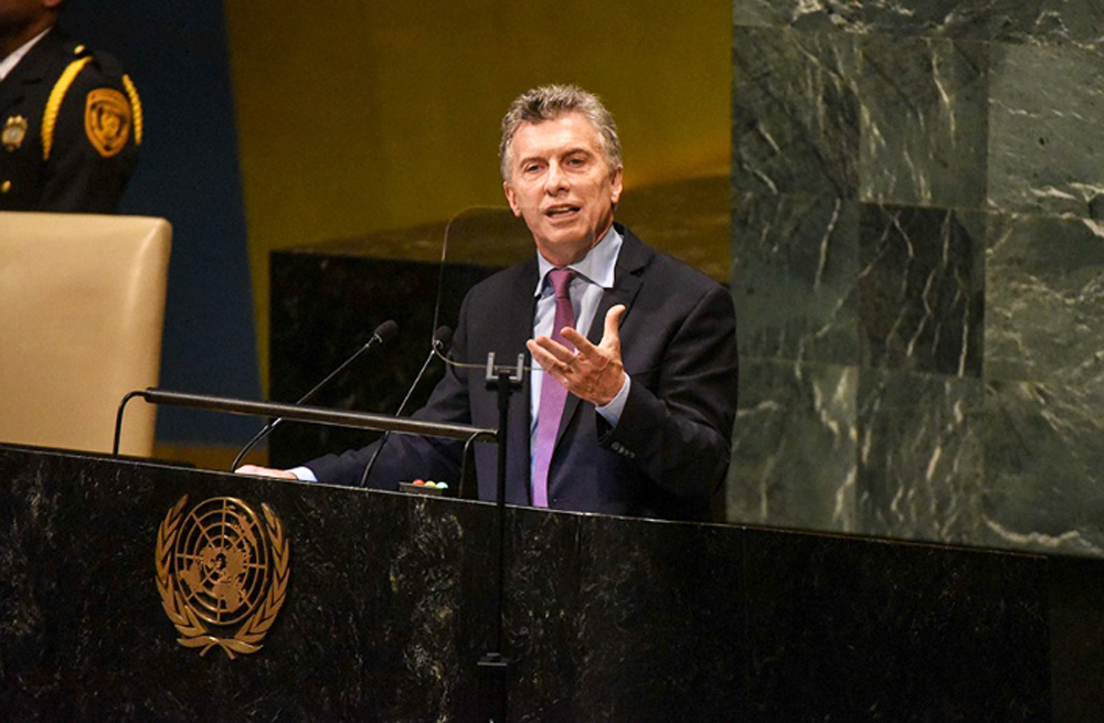 macri onu by puntal