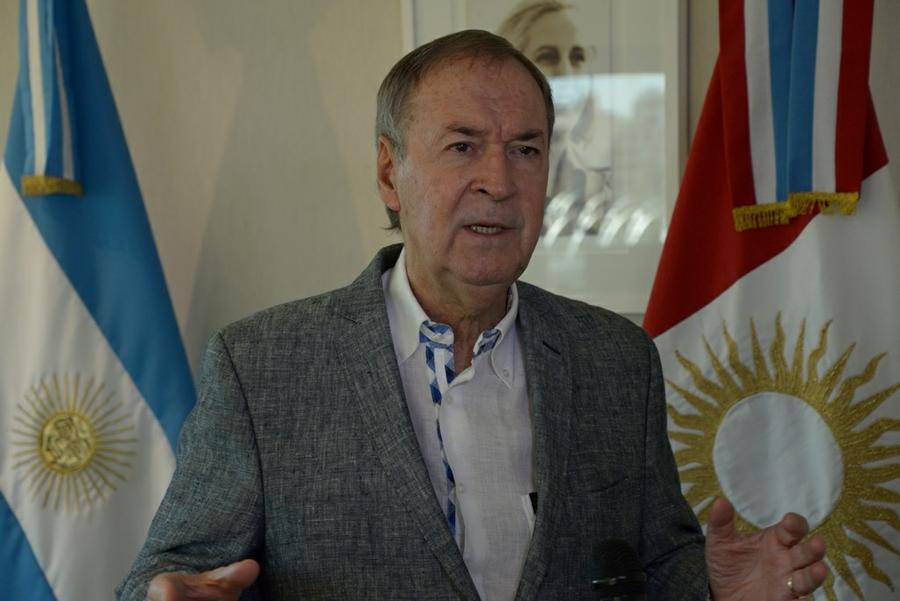 Schiaretti prensa gobierno
