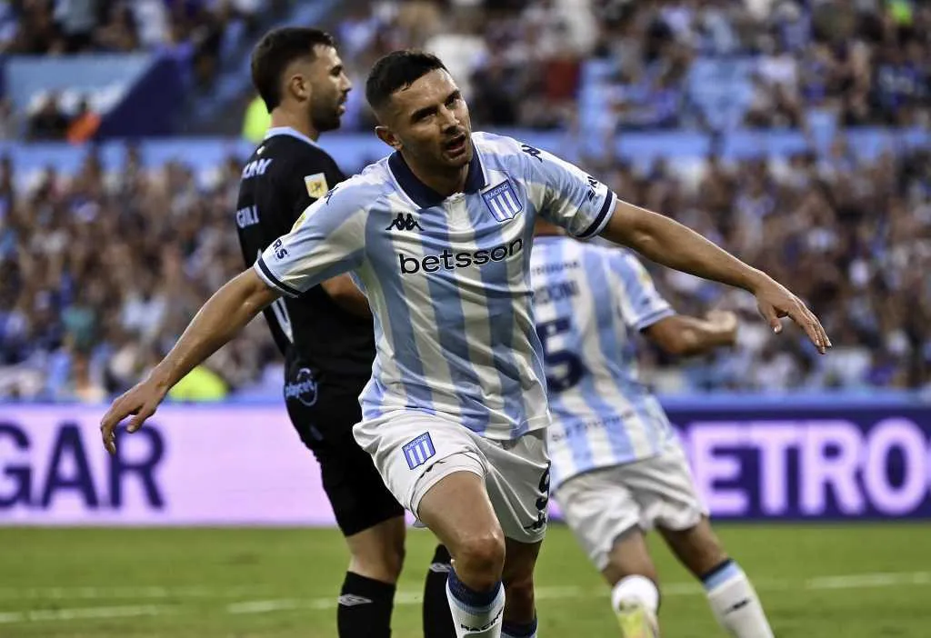 belgrano racing maravilla martínez web