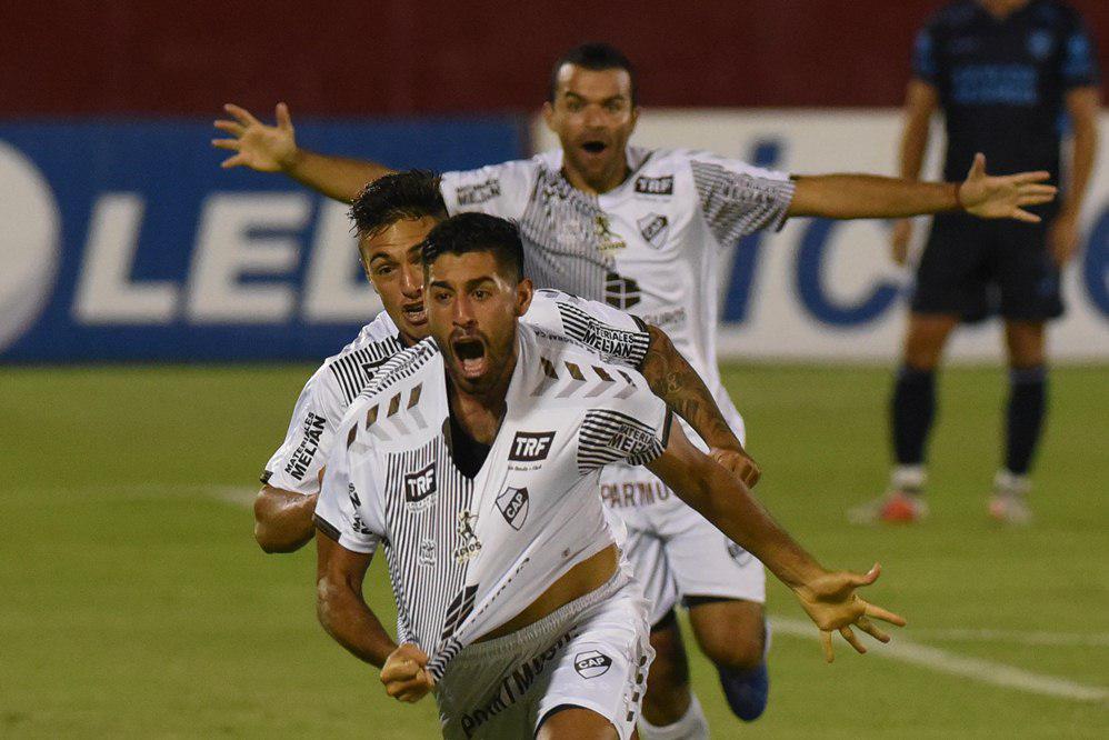 27-01-2021_rosario_luciano_recalde_festeja_el