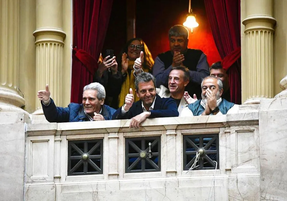 Massa en votación