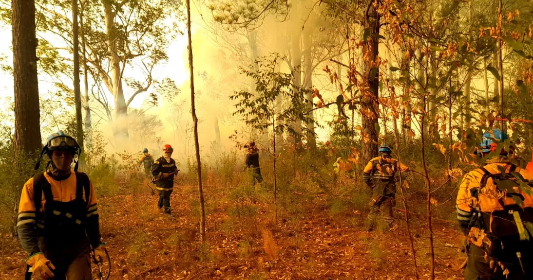 bomberos cordobeses en Corrientes by Tw Ministerio de Seguridad