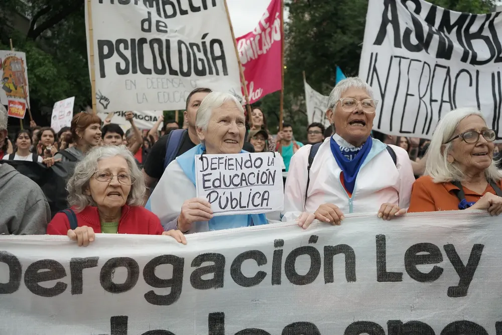 3 marcha uni fed por lucre bian (23)