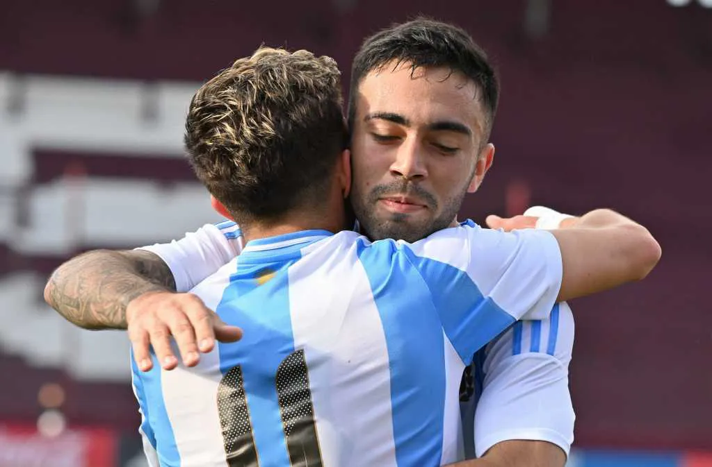 La Sub 20 gabó a Paraguay NA