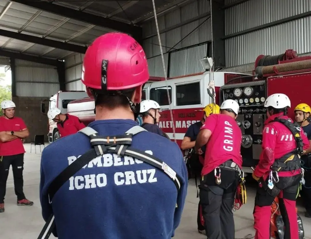 Bomberos Icho Cruz by @bomberosichocruz