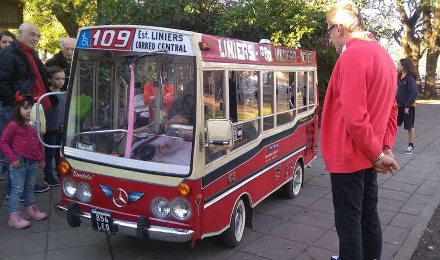 colectivo mini dos