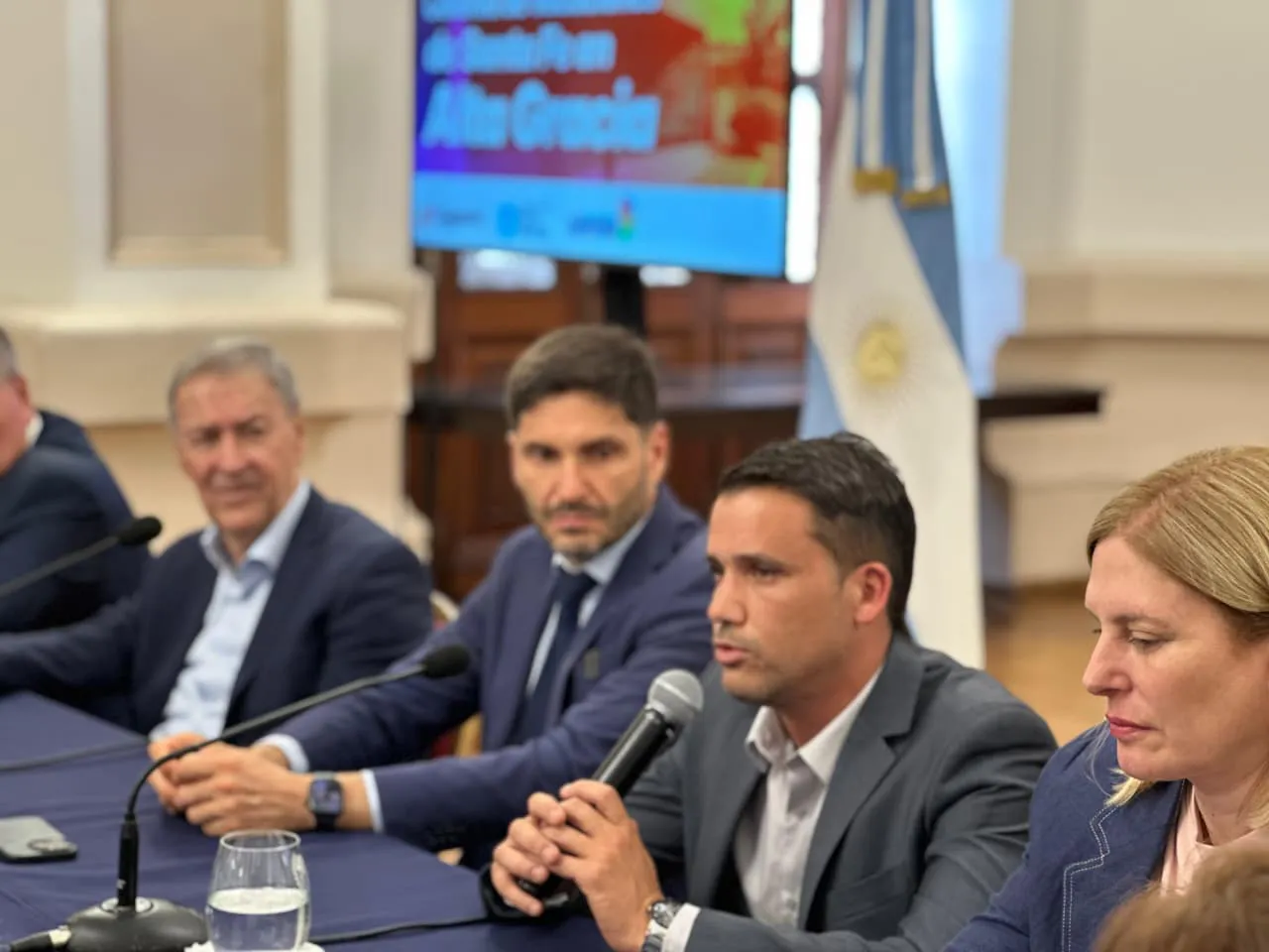 Maximiliano Pullaro y Marcos Torres (Gobierno de Alta Gracia) 02
