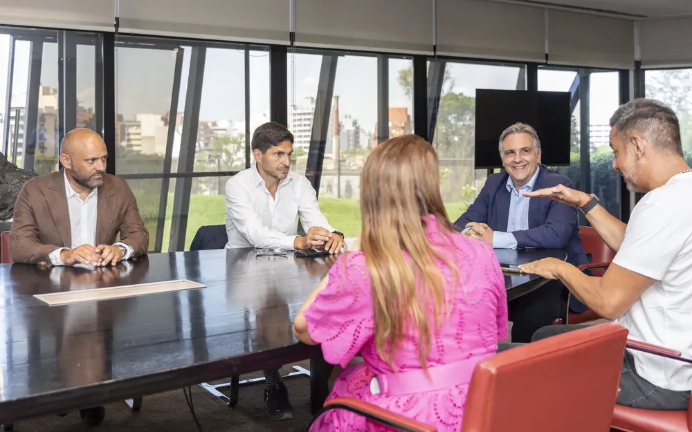 Reunión de Llaryora con Pullaro (x de Maximiliano Pullaro)