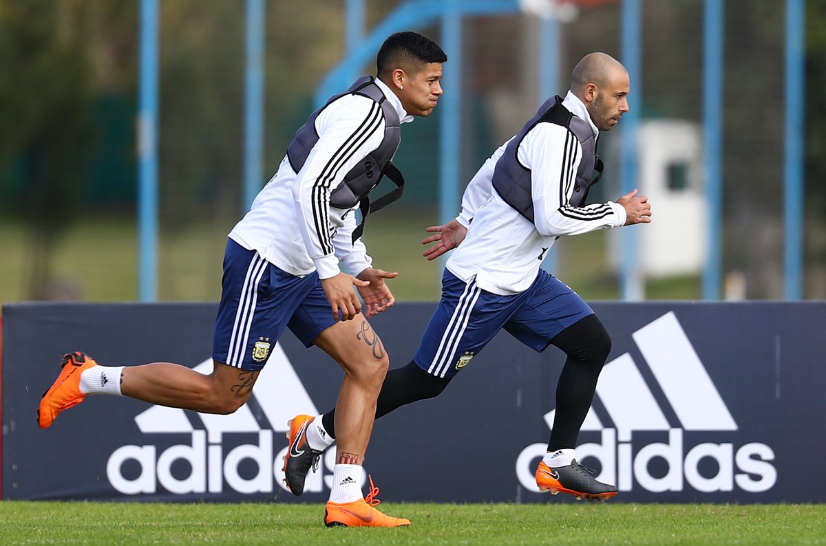 Mascherano y Rojo