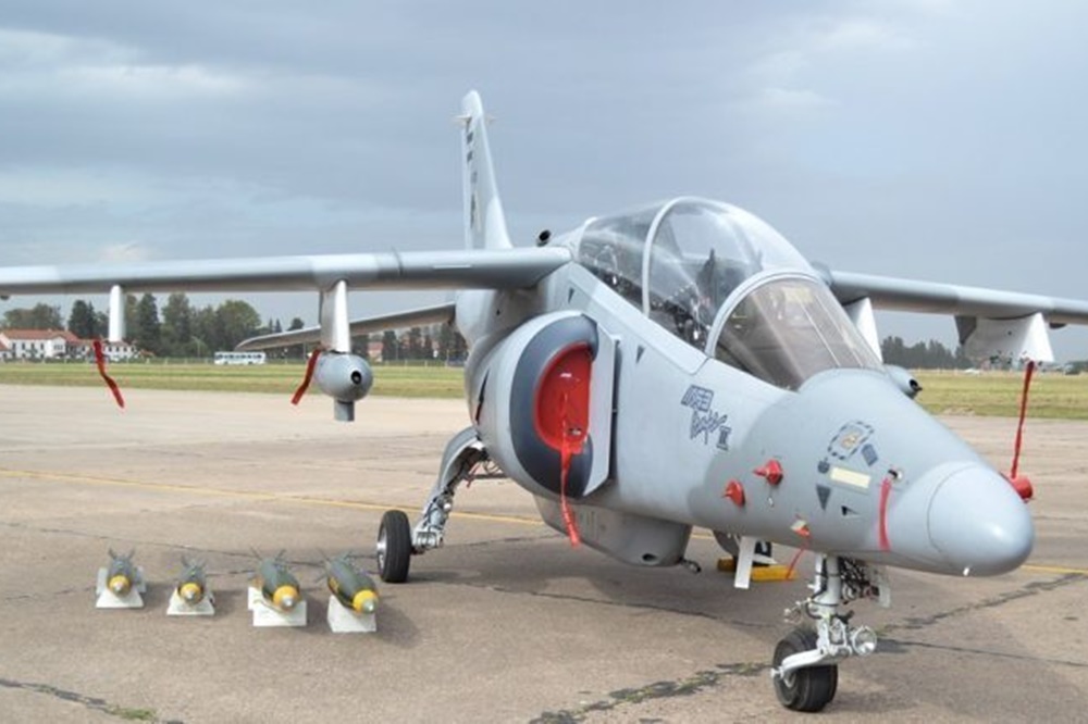 IA-63-Pampa-III-A-702-presentación-0-2 (1)