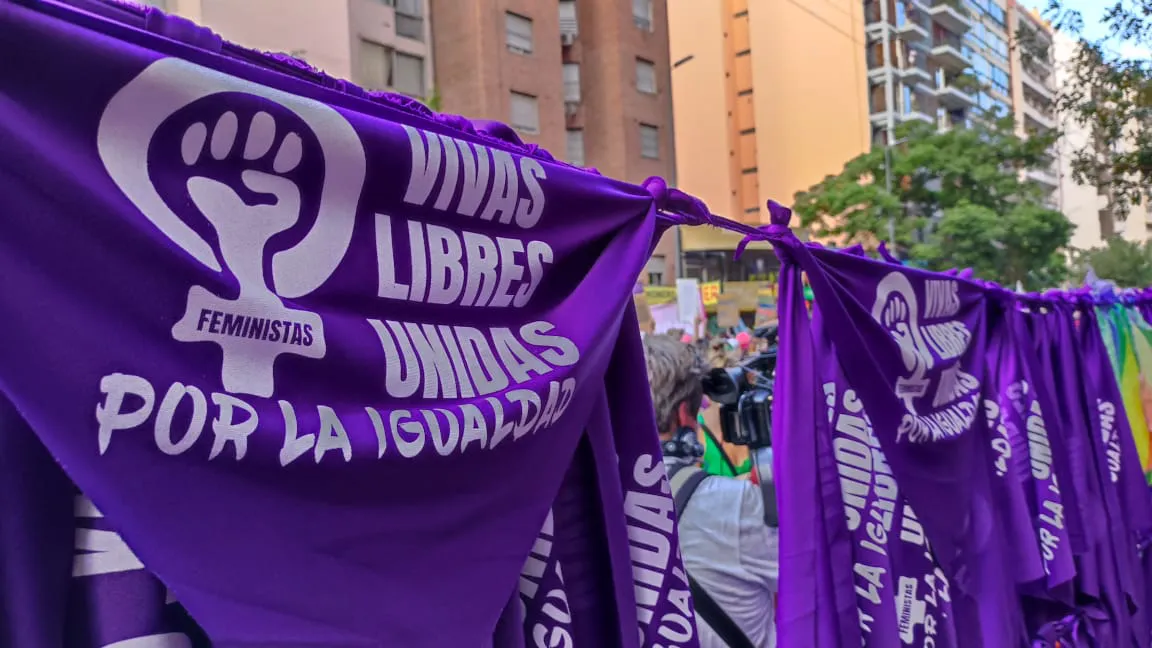 8 M by LNM / Miriam Campos