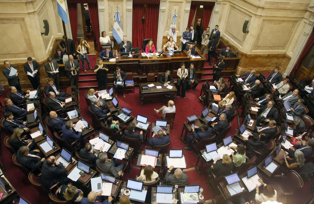 Senado de la Nación (NA) Sesión del 30 de marzo 01
