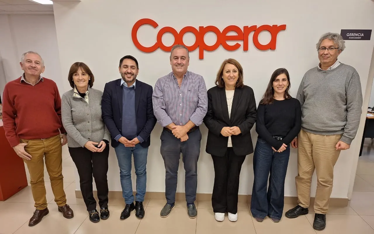 Partido Socialista y Cooperar by gentileza