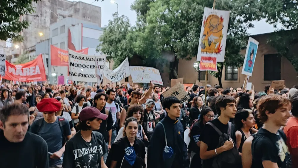 3 marcha universitaria by Miriam Campos