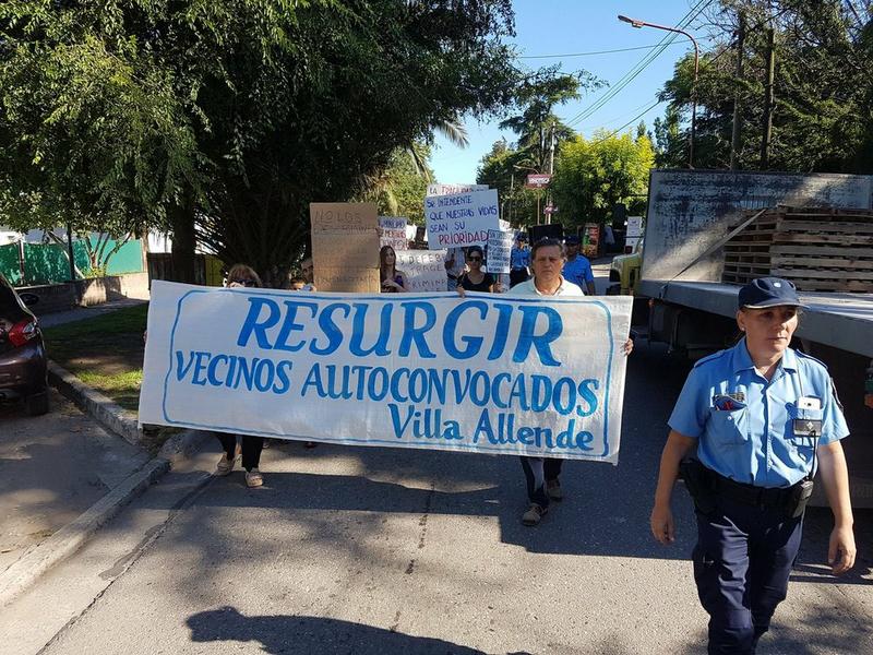 Marcha por inundaciones en Sierras Chicas3