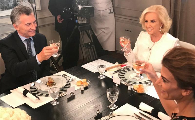 FOTO MACRI MIRTHA 3