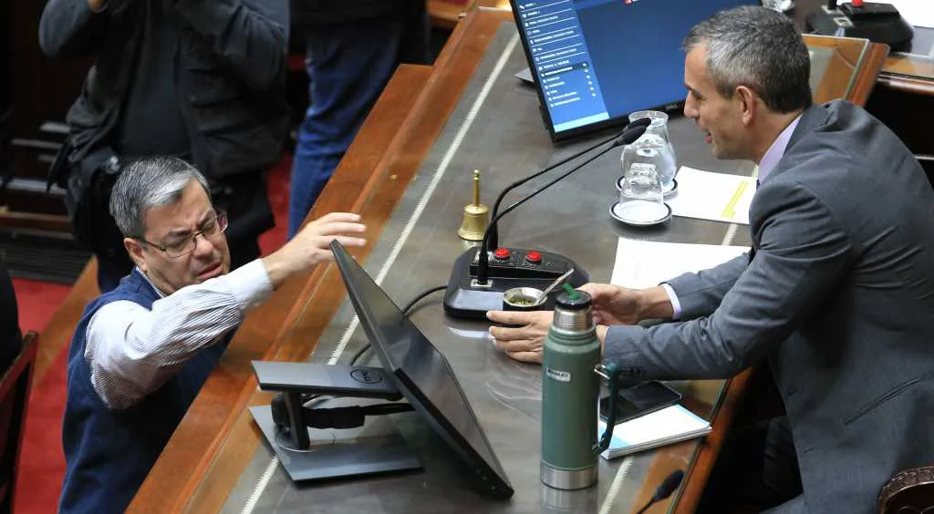 Martínez y Menem NA