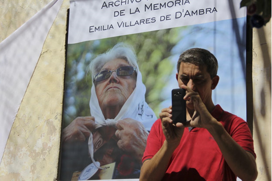 HOMENAJE-A-EMILIA-DAMBRA-1