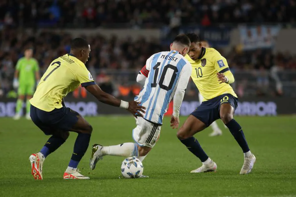 Messi en el Monumental by NA