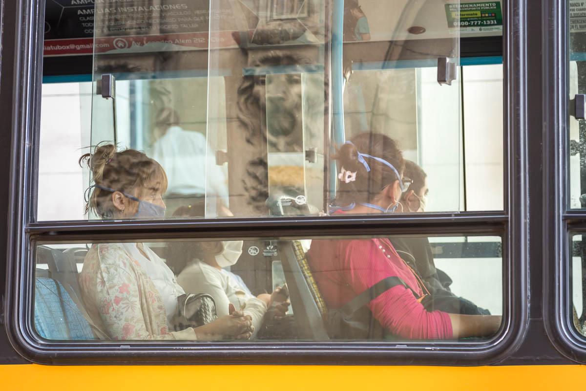 CovidCba Bus Transito © 2020 Javier Imaz_001