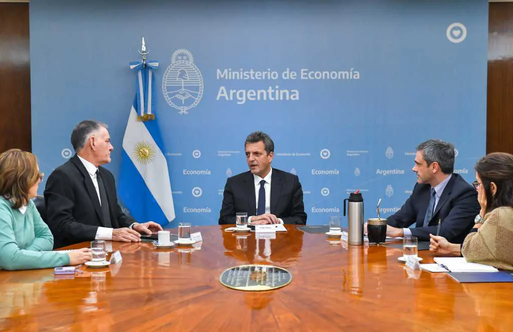 Massa y Castagneto by NA