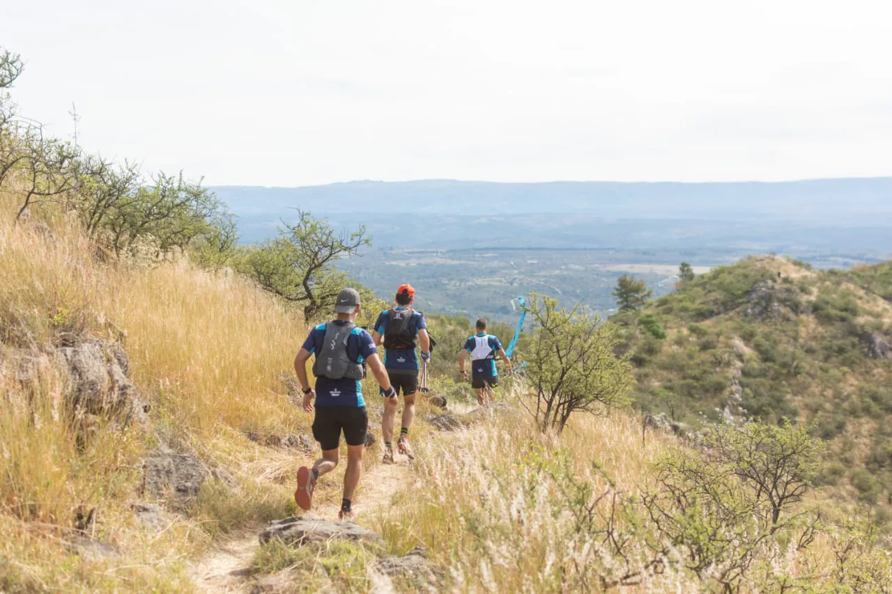 Caminata por las sierras (Gobierno de Córdoba)