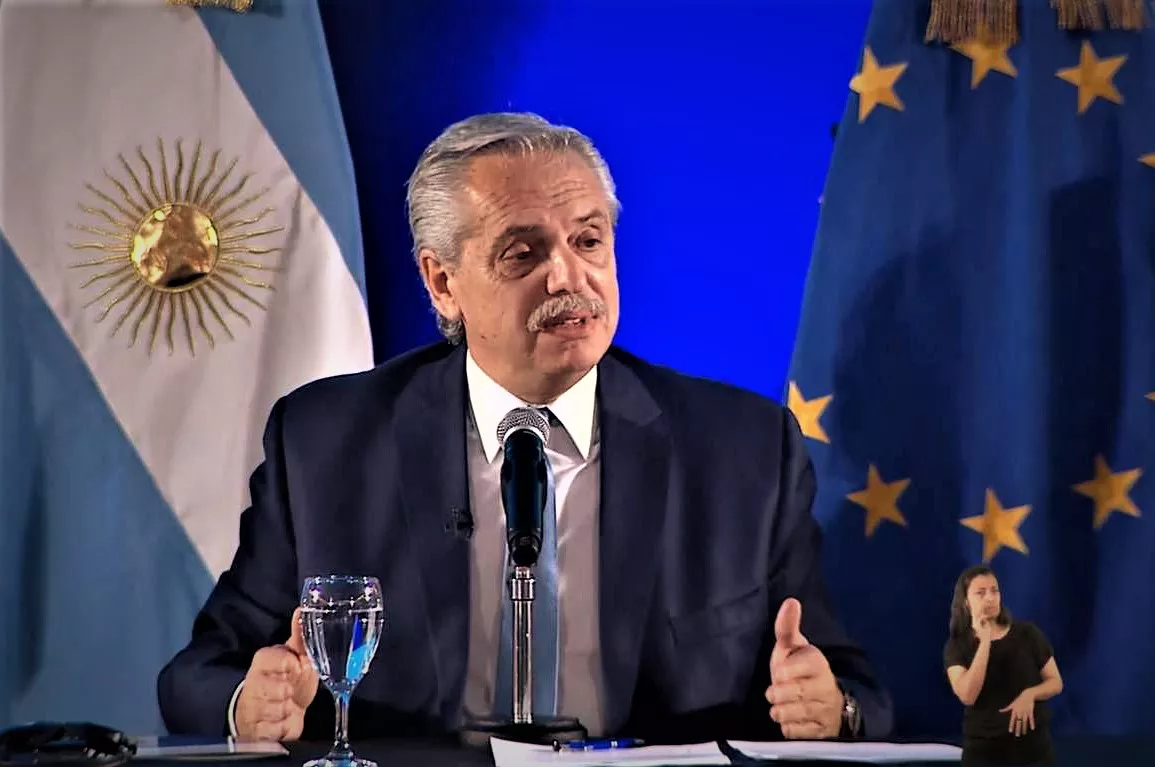 Alberto Fernández en cumbre CELAC UE