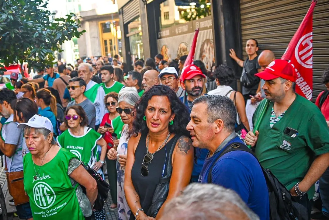 Movilización de ATE en CABA contra los despidos (ATE) 2