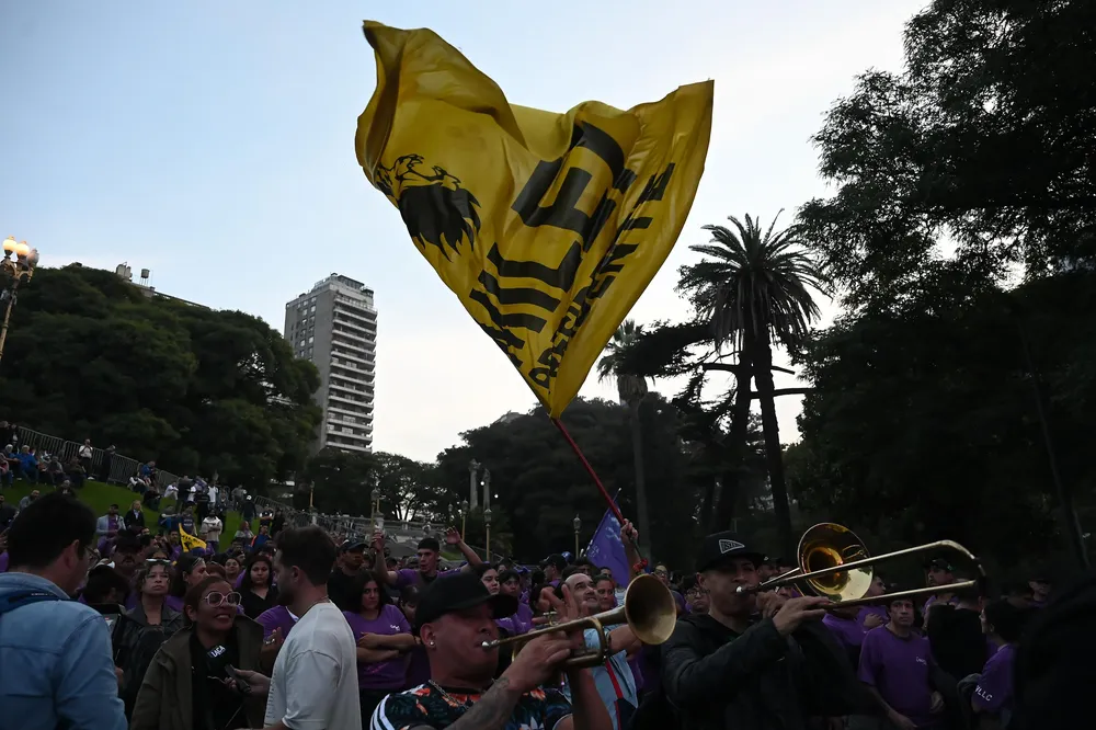 Acto de cierre de campaña de Adorni (NA)