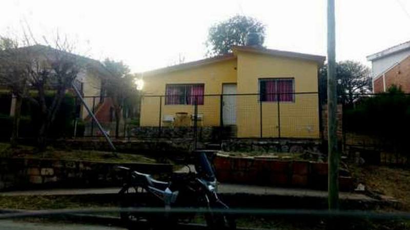 FOTO MUJER BALEADA CARLOS PAZ