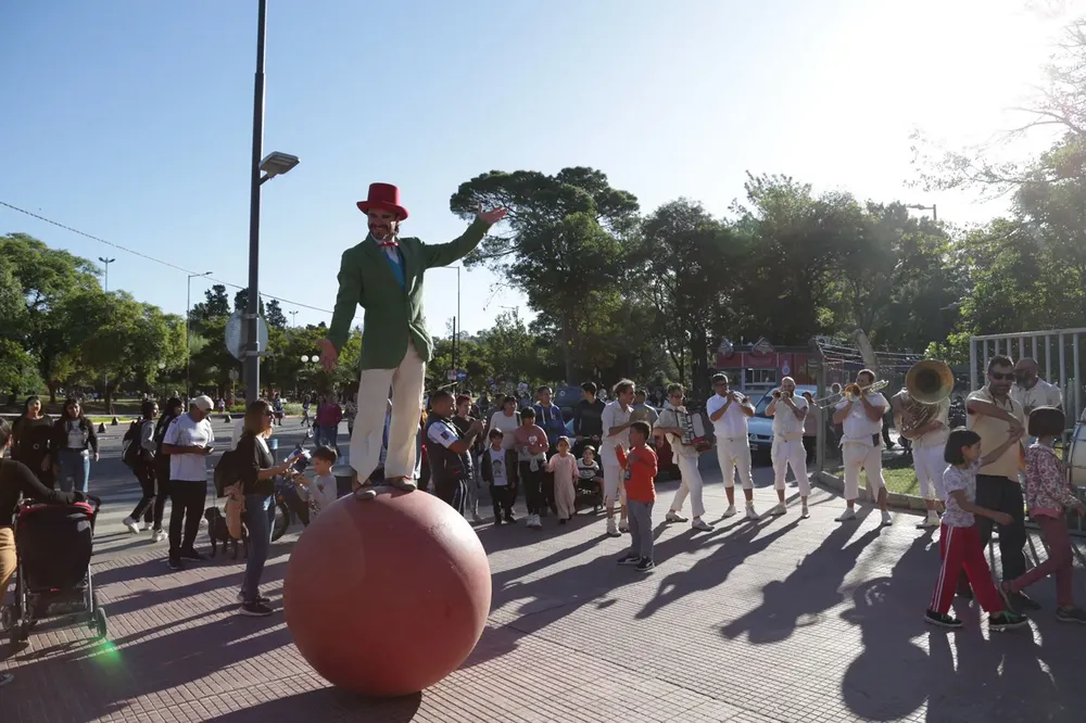 Griego Circo by gentileza