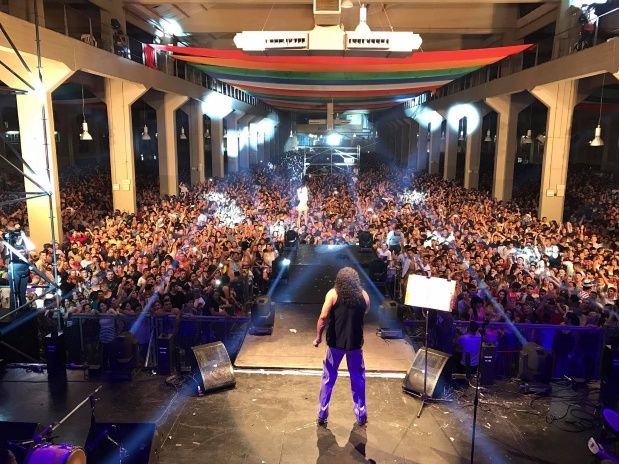 baile de La Mona