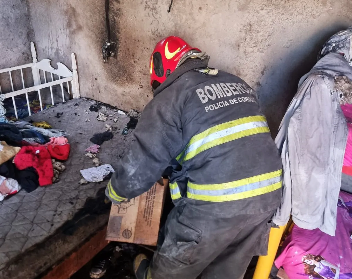 Incendio en Ciudad Parque de las Rosas (Policía)