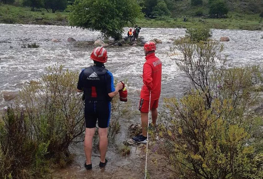 rescate en rio san antonio