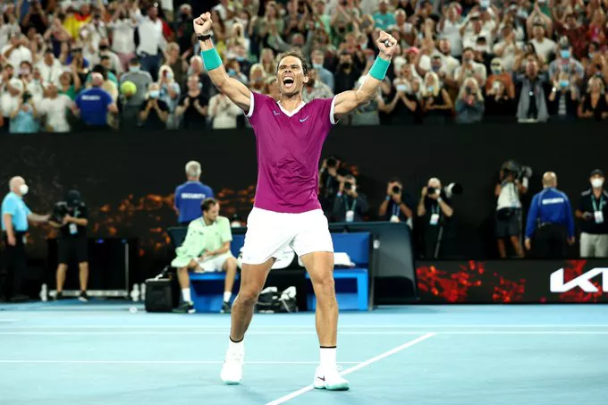Nadal campeón: remontó ante Medvedev y alcanzó el récord de Grand Slam