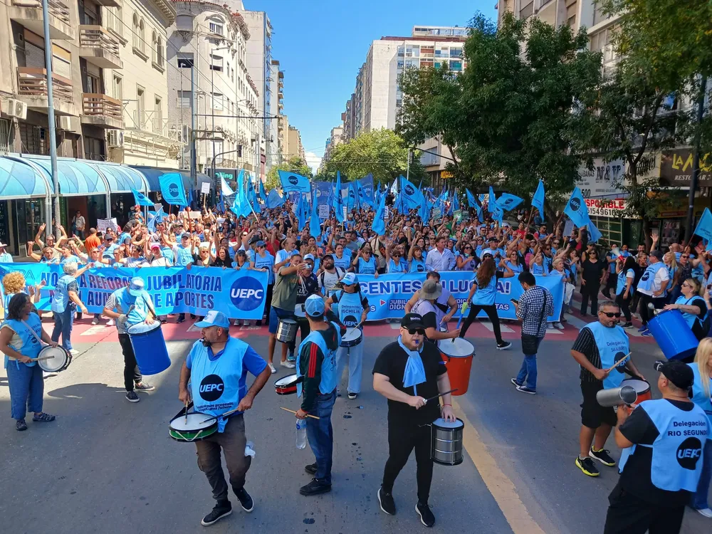 Marcha docente (UEPC)