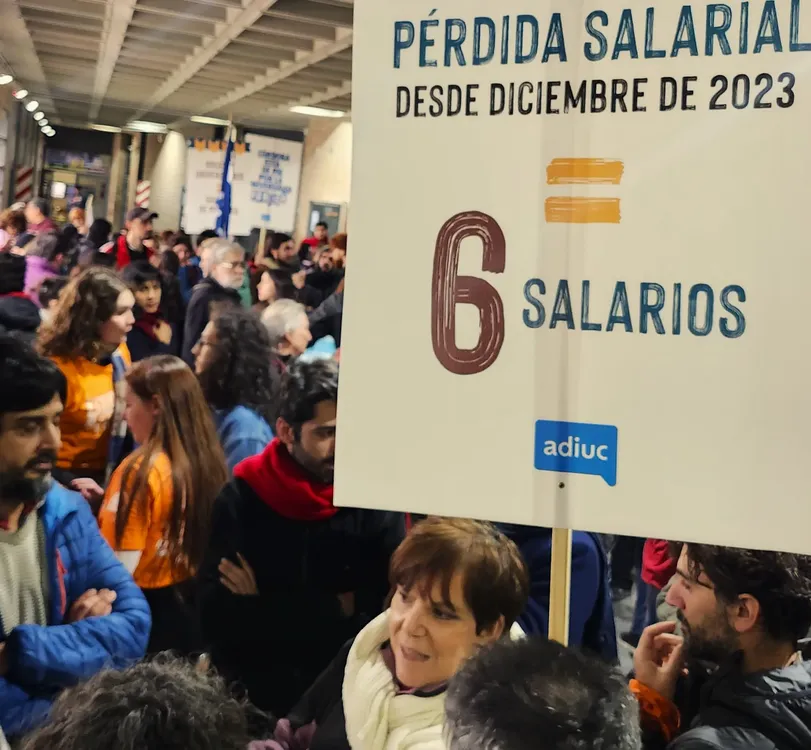 Marcha al Consejo Superior de la UNC (Adiuc) 10