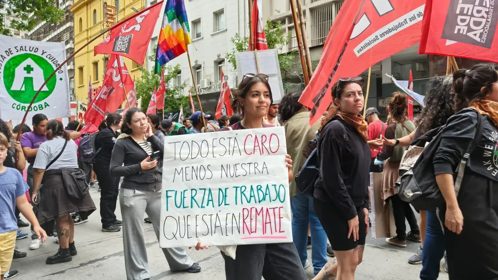 marcha en Cba contra la reforma laboral 7