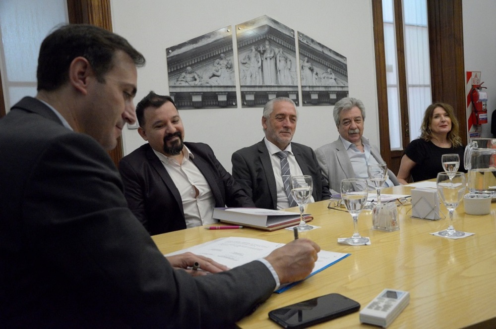Firma-Colegio-de-pscic-1.