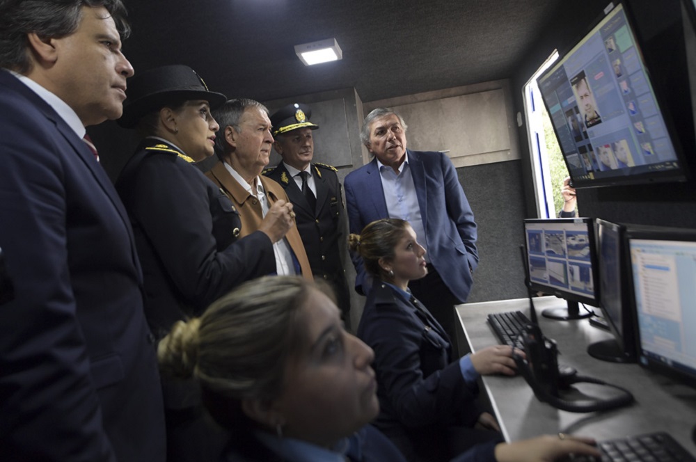 Policía Gobierno prensa Gobierno de Cba