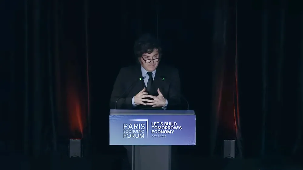 Milei galardonado en París (NA)