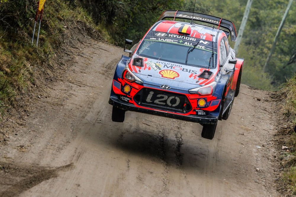 Neuville Rally Tw