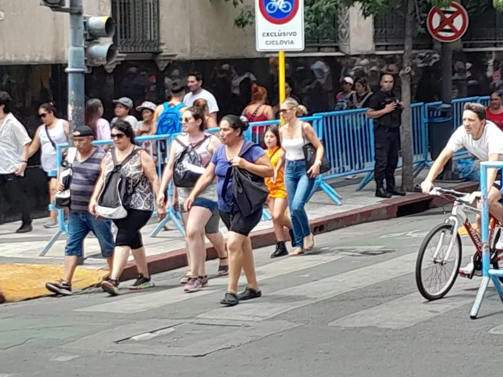 Calor en la ciudad 2 by LNM
