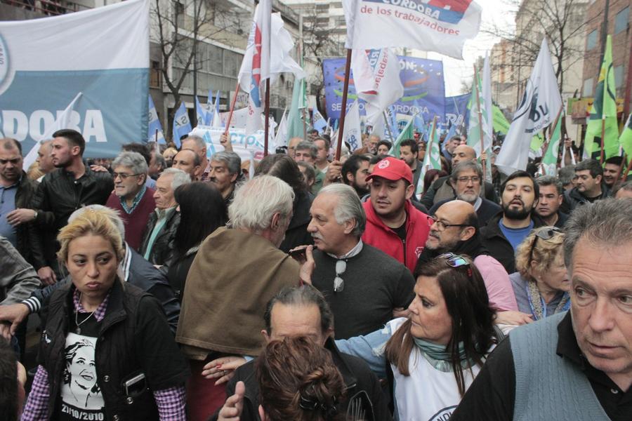 Marcha gremios cordoba cgt Diego Roscop 08