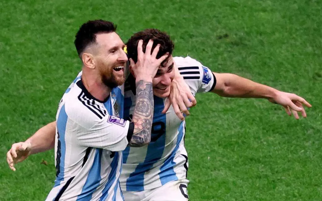 Messi y Alvarez 2 byNA