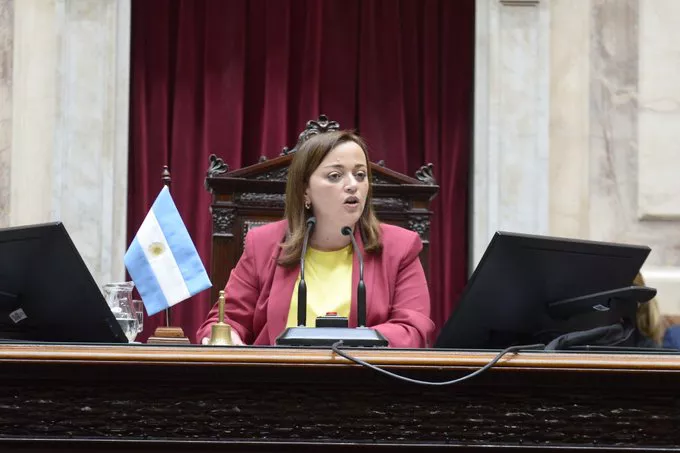 cecilia moreau by @diputadosar