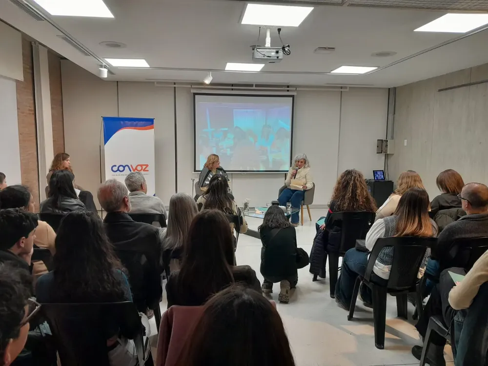 asociacion con voz 2