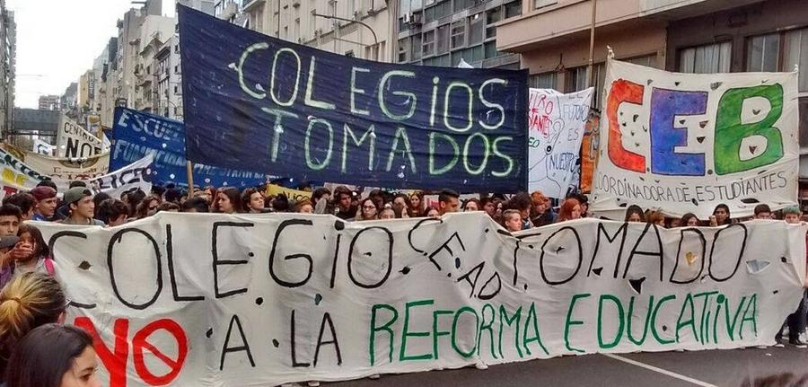 estudiantes buenos aires marcha