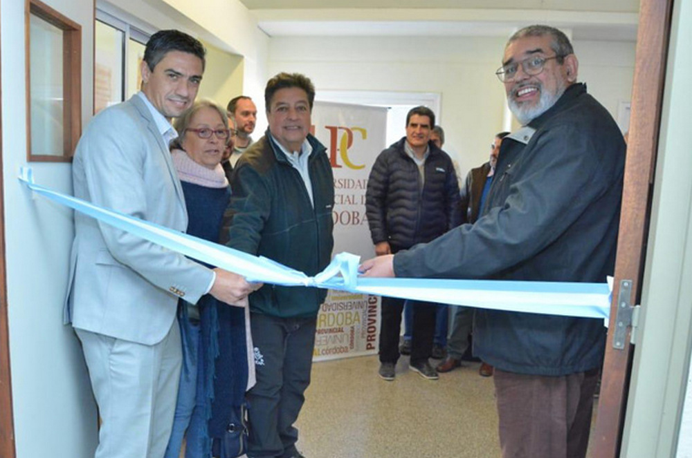 UPC inauguración del laboratorio de semillas