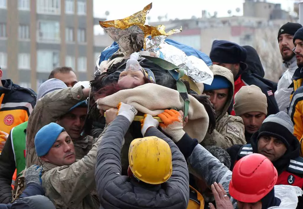 Terremoto Turquia 2 by NA Reuters